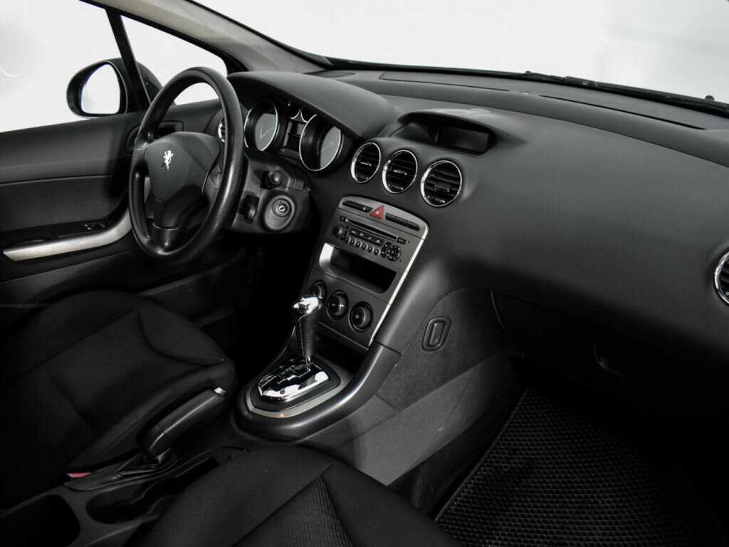 Купить Peugeot 308, 2011, 134 739 км, фото №11