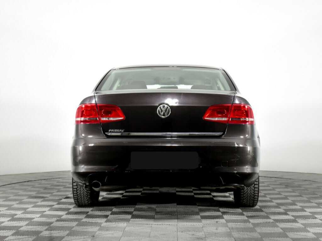 Купить Volkswagen Passat, 2011, 248 793 км, фото №4
