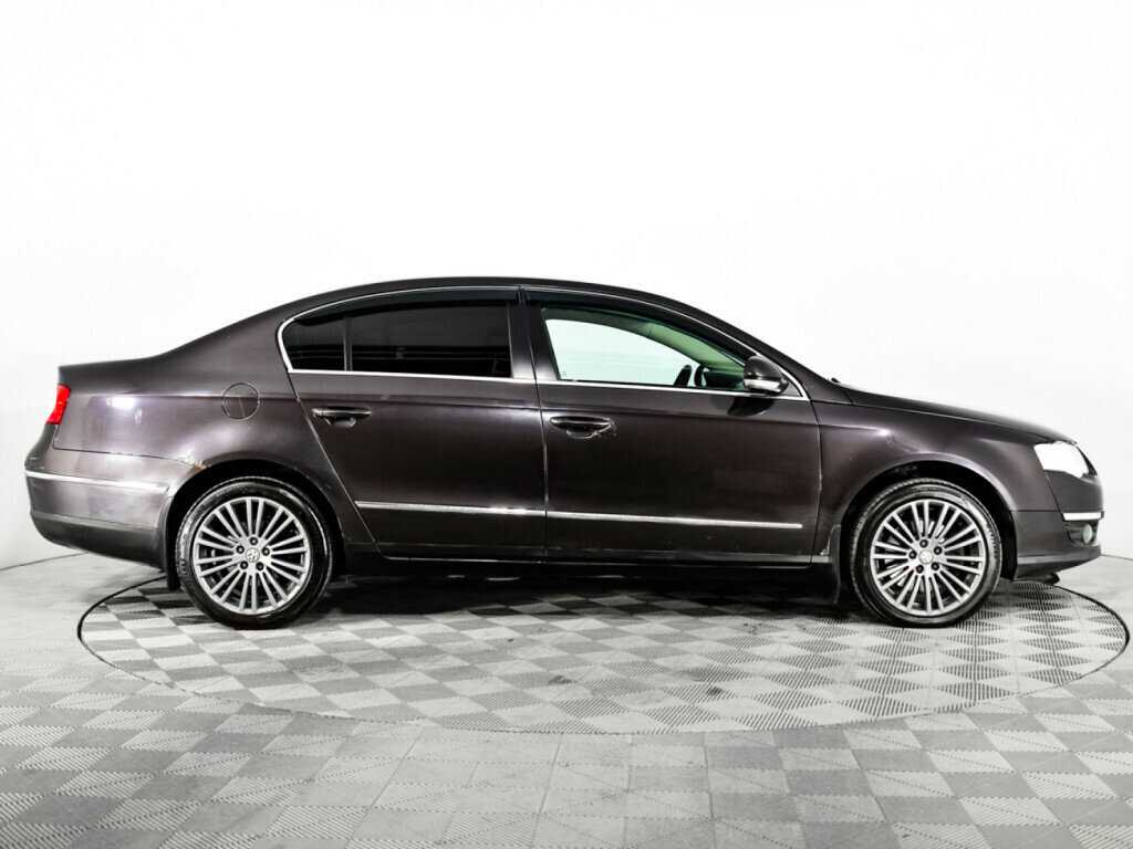 Купить Volkswagen Passat, 2010, 228 000 км, фото №4