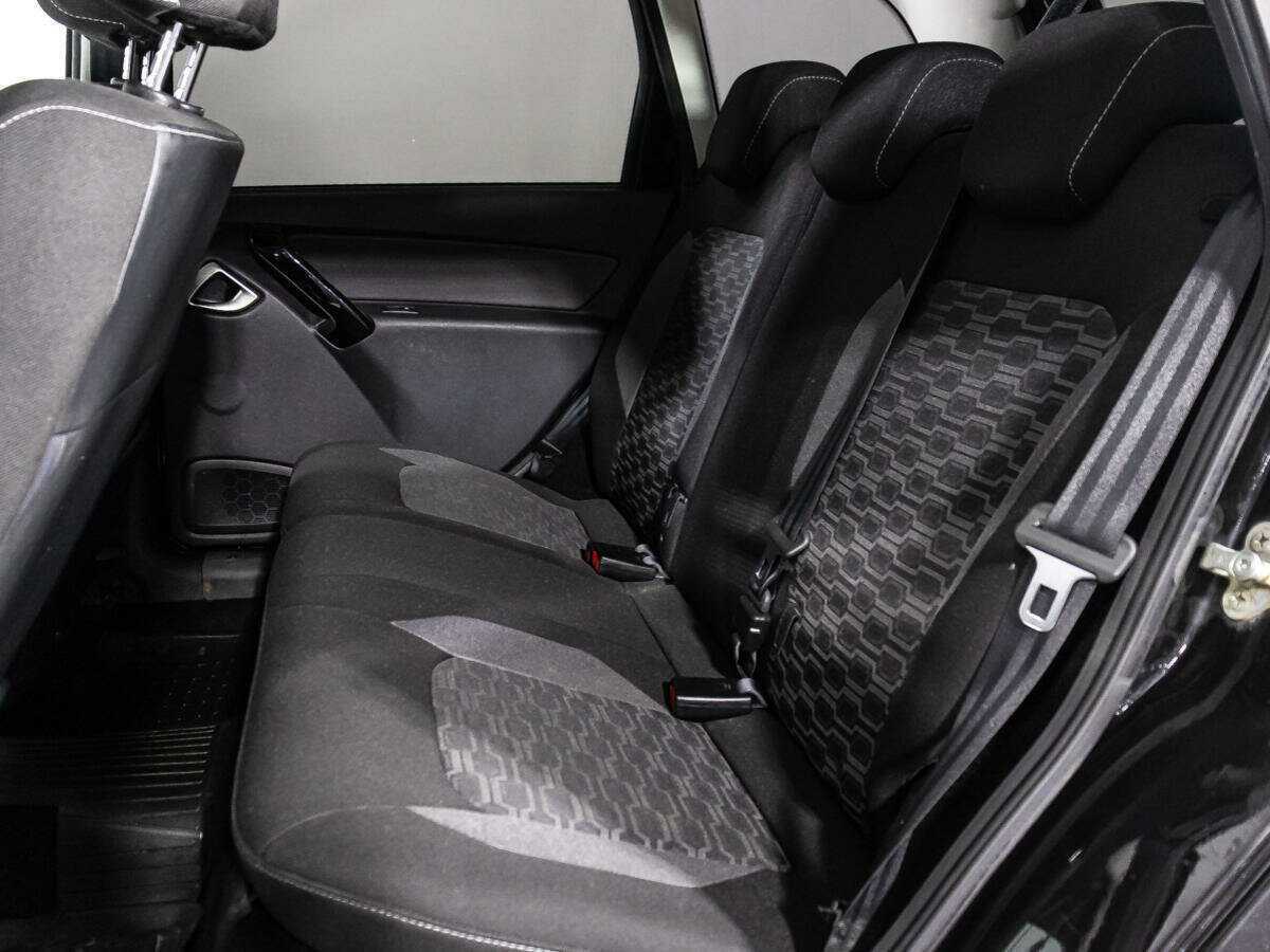 Купить Lada (ВАЗ) Granta Cross, 2019, 88 449 км, фото №10