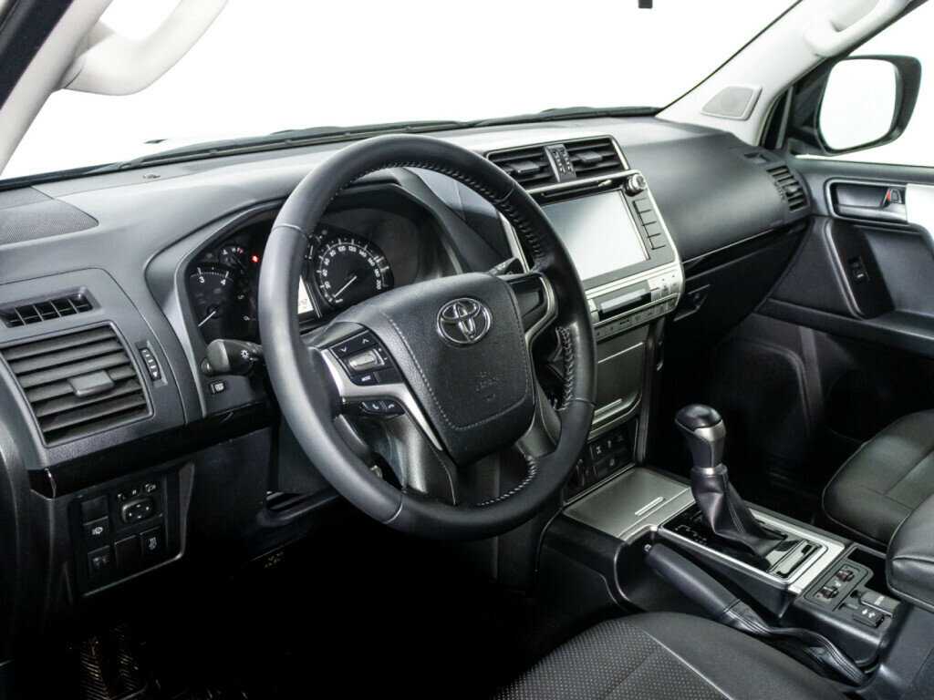 Купить Toyota Land Cruiser Prado, 2019, 24 641 км, фото №9