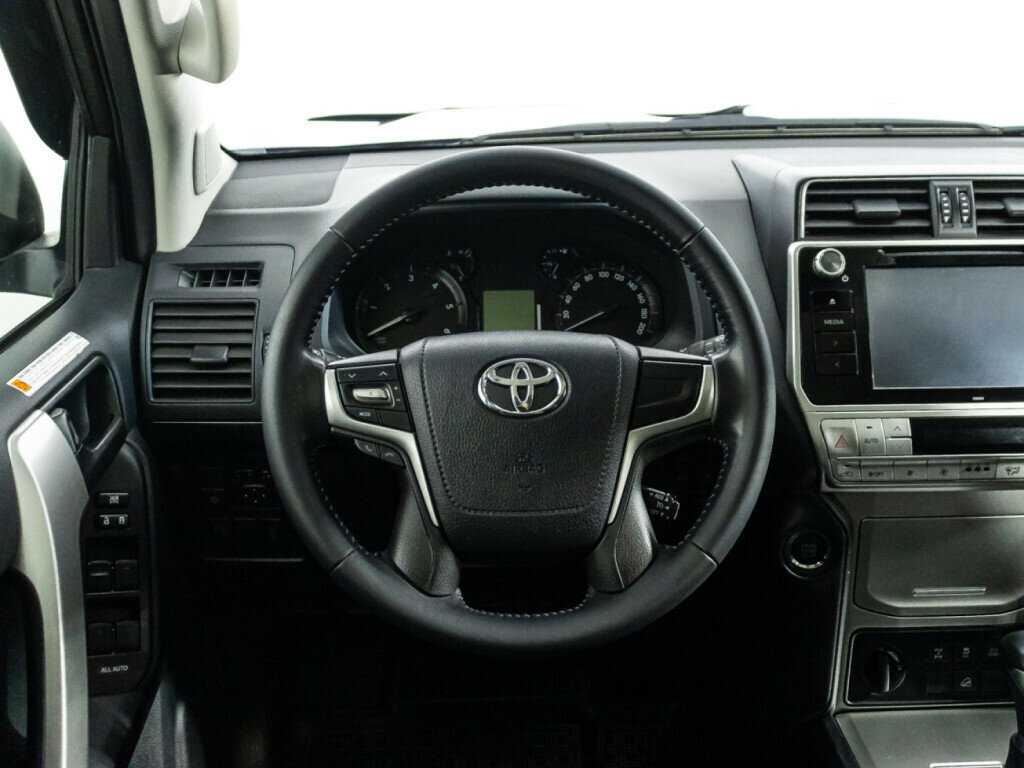 Купить Toyota Land Cruiser Prado, 2019, 24 641 км, фото №18