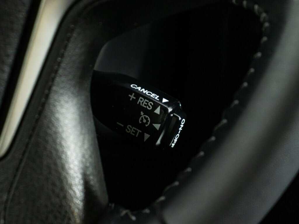 Купить Toyota Land Cruiser Prado, 2019, 24 641 км, фото №19