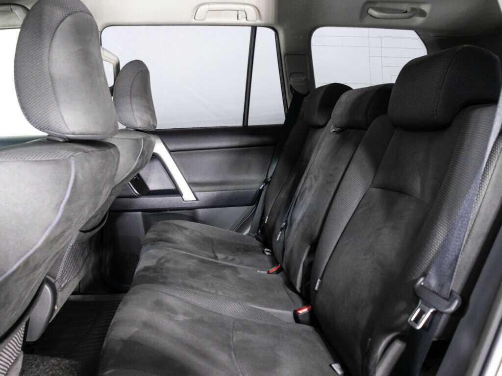 Купить Toyota Land Cruiser Prado, 2011, 125 265 км, фото №9