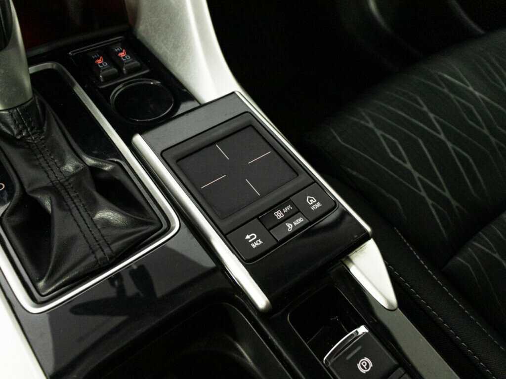 Купить Mitsubishi Eclipse Cross, 2018, 108 590 км, фото №18