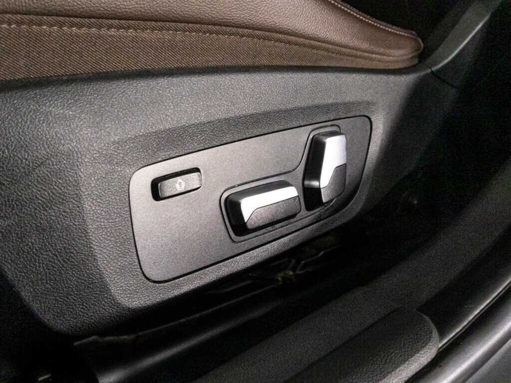 Купить BMW 3 серии 330i, 2019, 86 585 км, фото №23