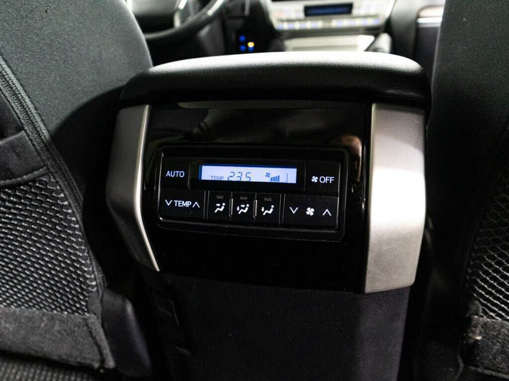 Купить Toyota Land Cruiser Prado, 2018, 149 869 км, фото №22