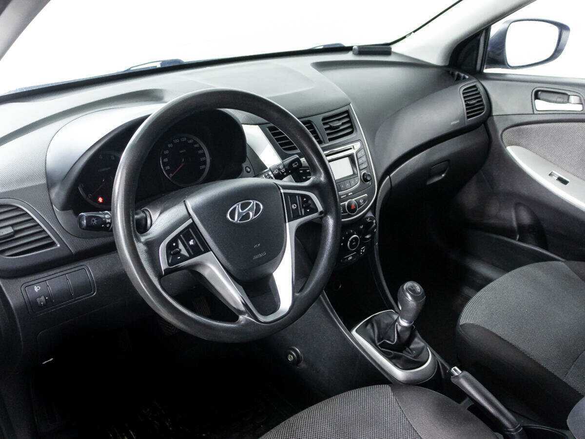 Купить Hyundai Solaris, 2011, 175 048 км, фото №11