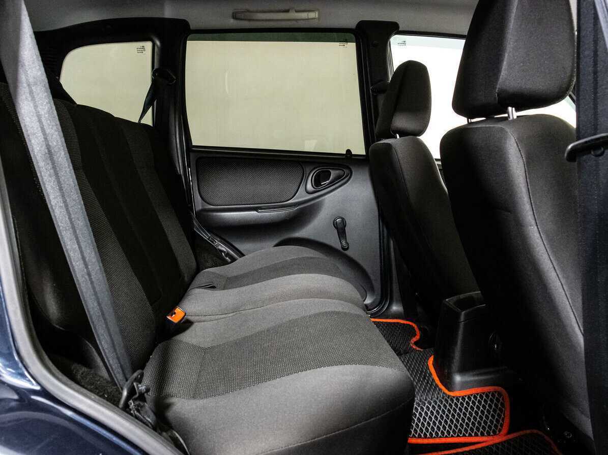 Купить Chevrolet Niva, 2011, 131 778 км, фото №12