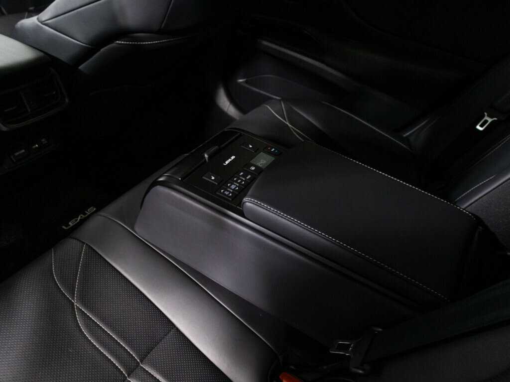 Купить Lexus ES 300h, 2020, 35 034 км, фото №35