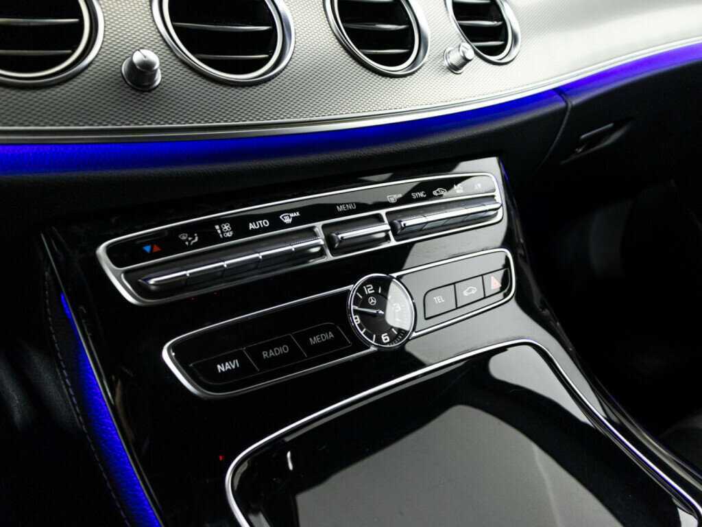 Купить Mercedes-Benz E-Класс 200, 2017, 98 794 км, фото №16