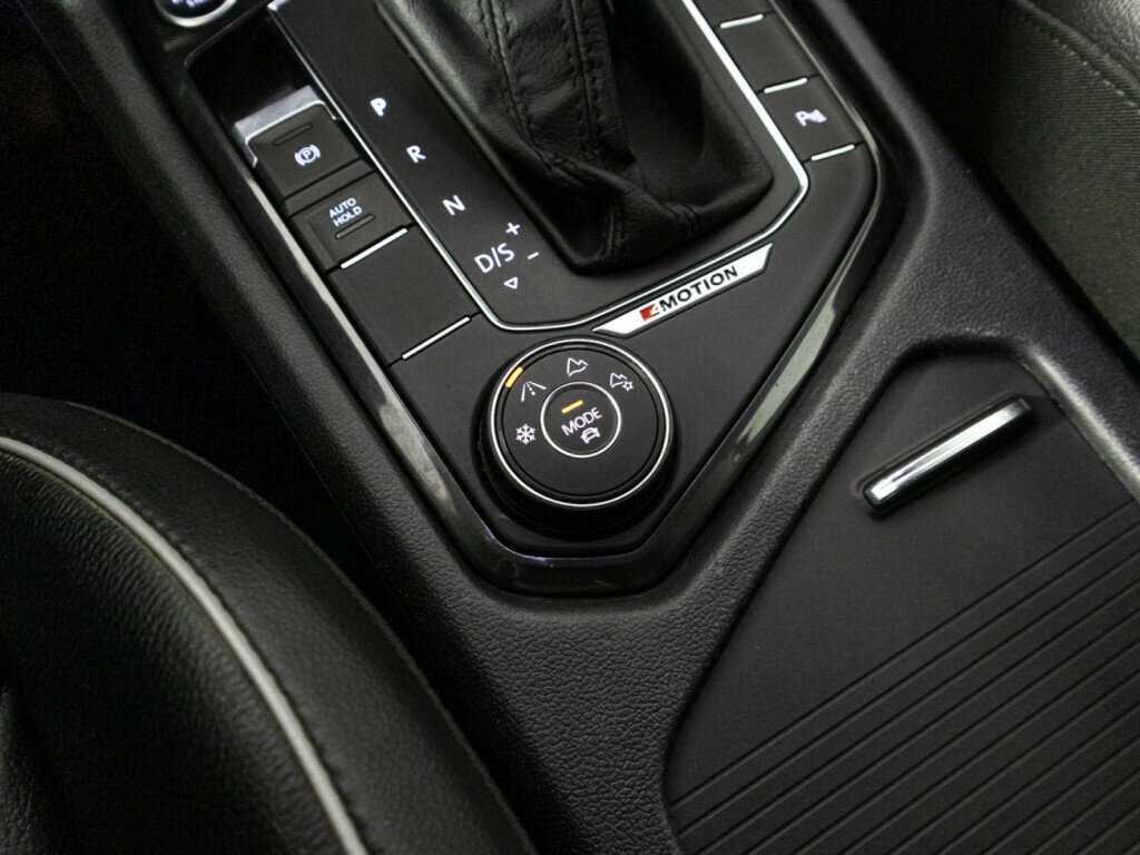 Купить Volkswagen Tiguan, 2018, 134 830 км, фото №20