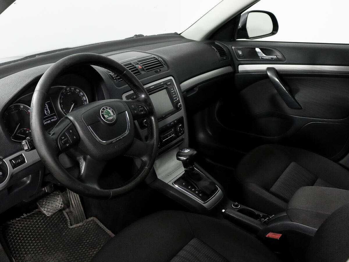 Купить Skoda Octavia, 2011, 241 500 км, фото №7