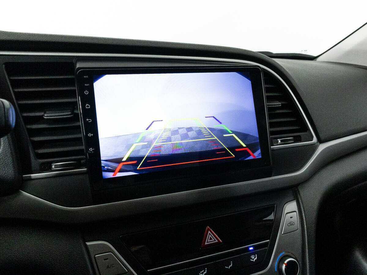 Купить Hyundai Elantra, 2017, 153 266 км, фото №16