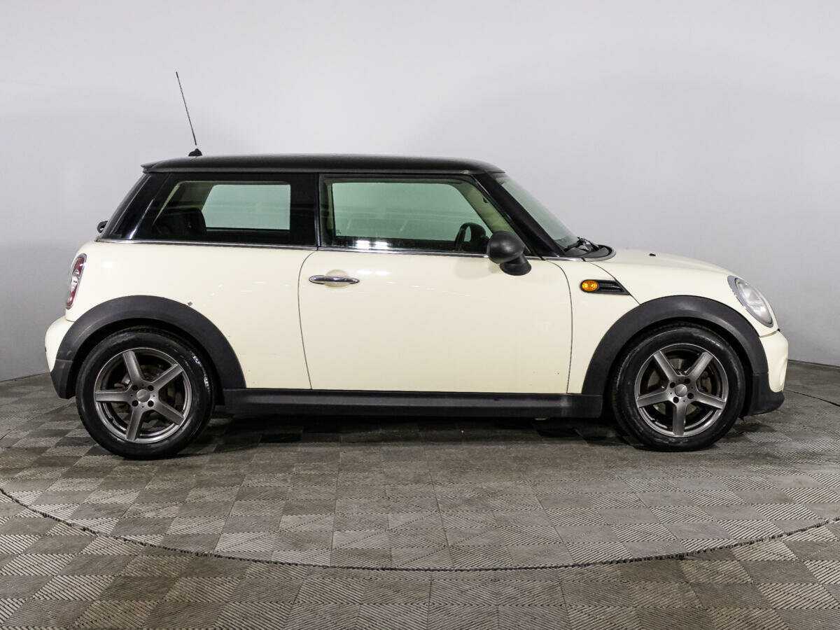 Купить Mini Hatch One, 2011, 180 106 км, фото №4