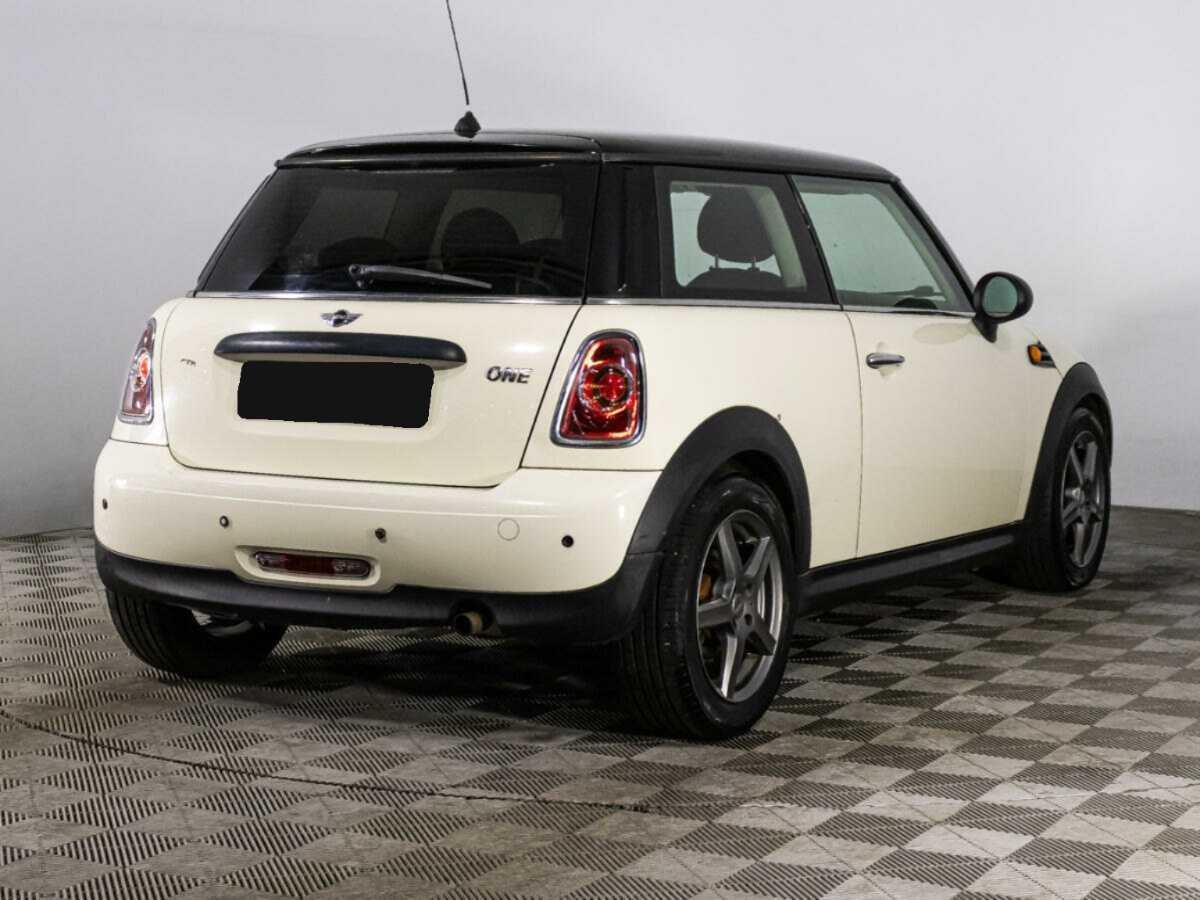 Купить Mini Hatch One, 2011, 180 106 км, фото №5