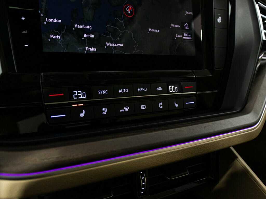 Купить Volkswagen Touareg, 2020, 92 975 км, фото №19