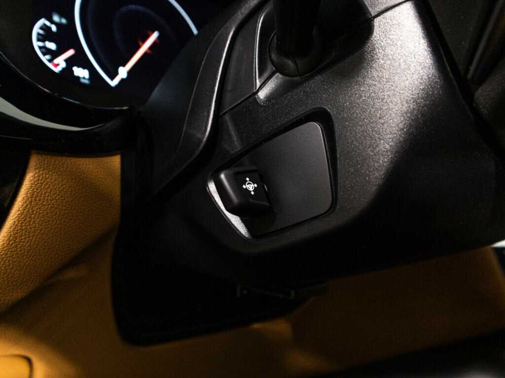 Купить BMW 5 серии 540i, 2019, 116 287 км, фото №21