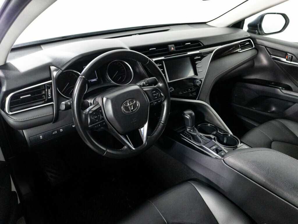 Купить Toyota Camry, 2018, 130 885 км, фото №11