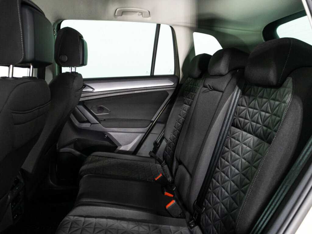 Купить Volkswagen Tiguan, 2021, 53 076 км, фото №10