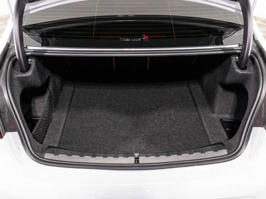 Купить BMW 3 серии 320i, 2023, 17 842 км, фото №14