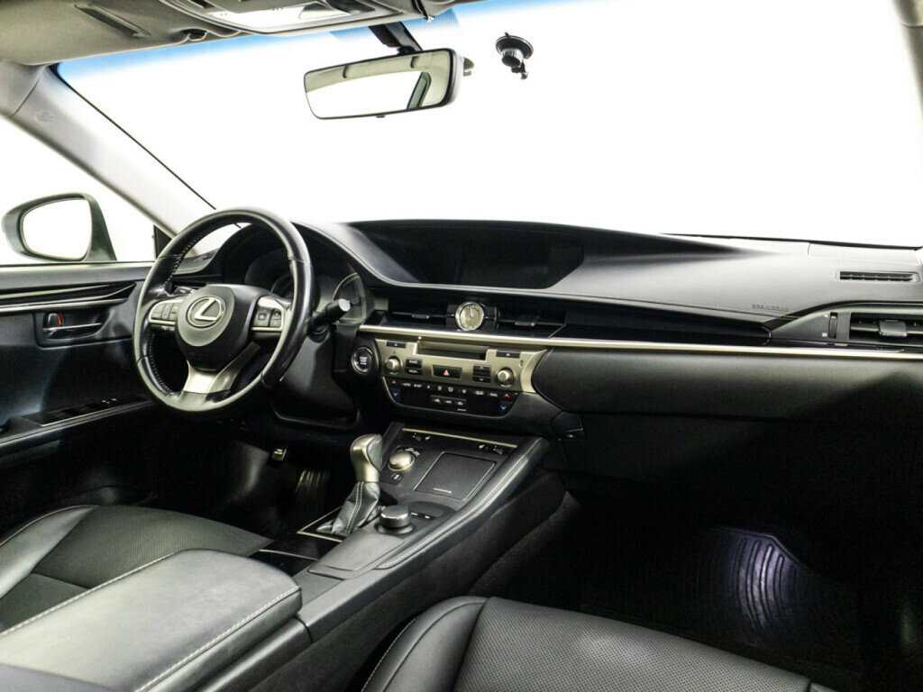 Купить Lexus ES 250, 2017, 166 743 км, фото №9