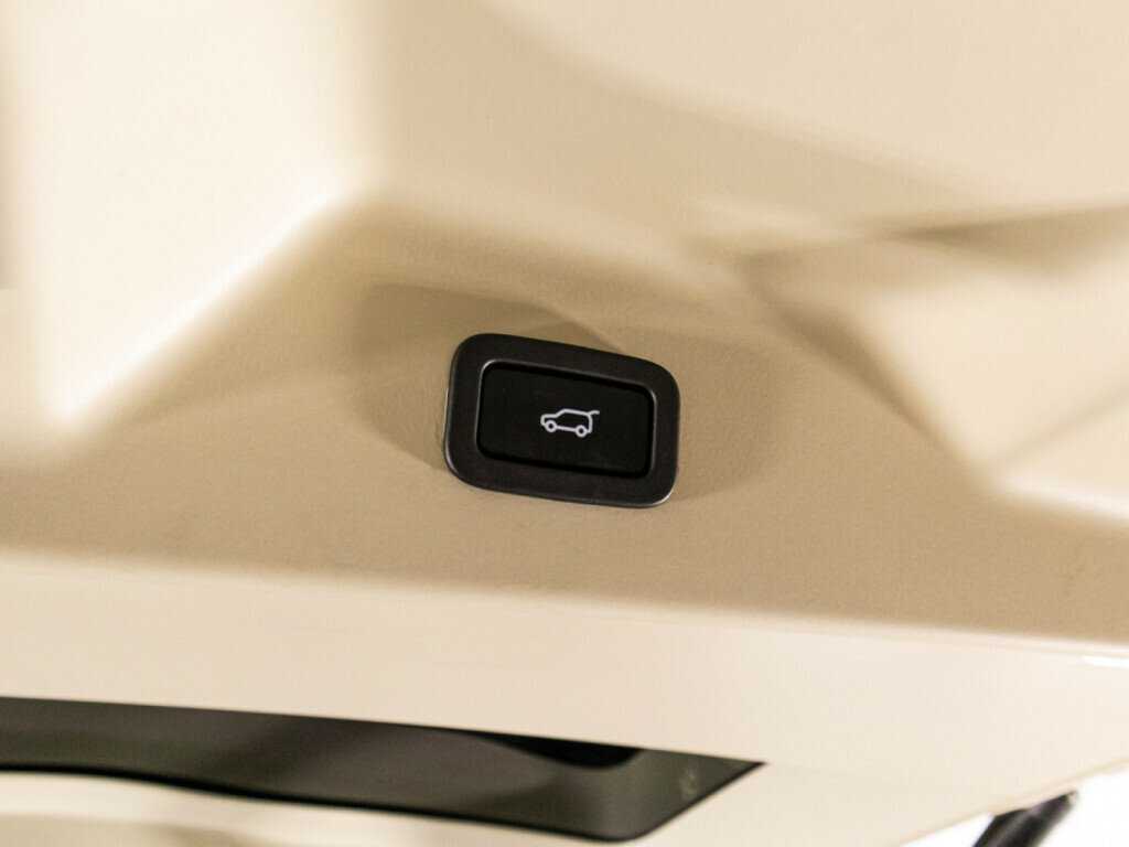 Купить Land Rover Range Rover, 2018, 151 761 км, фото №17