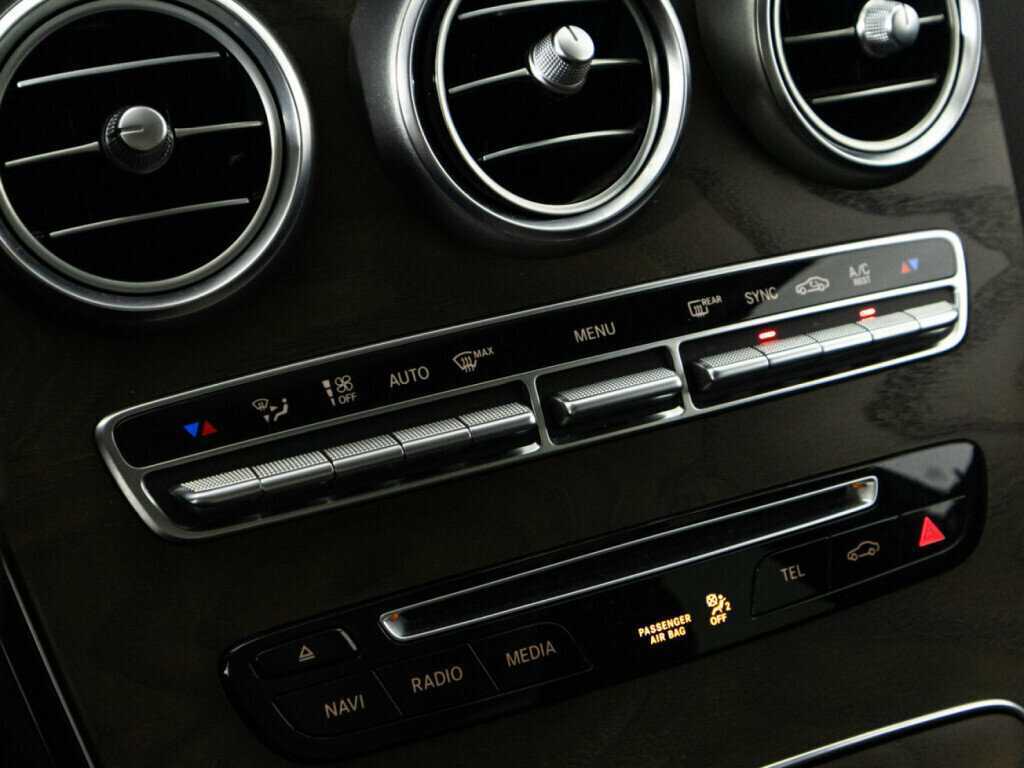 Купить Mercedes-Benz GLC 250 d, 2018, 117 932 км, фото №19