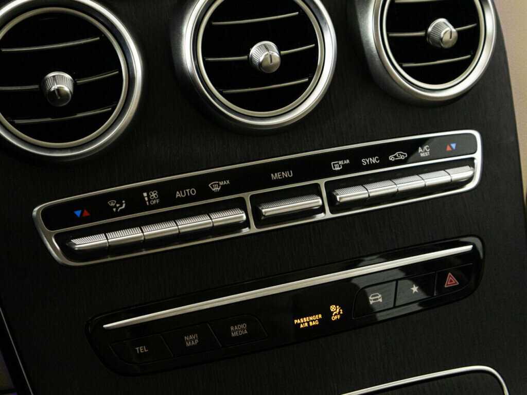 Купить Mercedes-Benz GLC 300 d, 2019, 98 333 км, фото №20