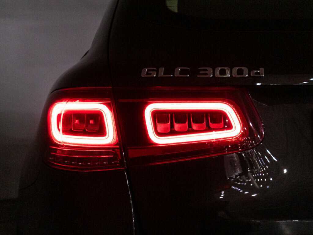 Купить Mercedes-Benz GLC 300 d, 2019, 98 333 км, фото №26