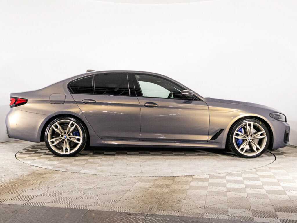Купить BMW 5 серии M550i xDrive, 2020, 97 874 км, фото №4