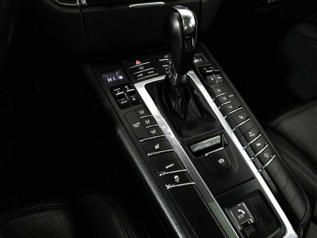 Купить Porsche Macan, 2018, 77 359 км, фото №17