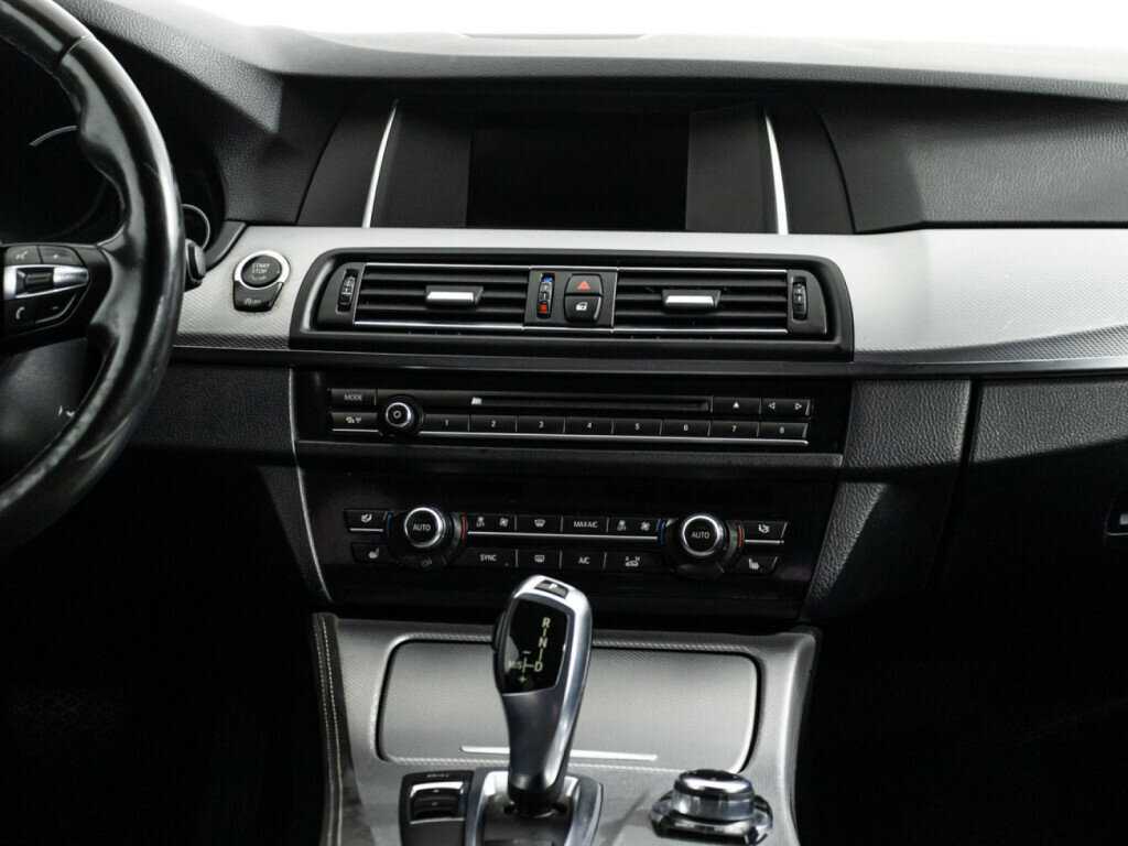 Купить BMW 5 серии 520i, 2016, 131 551 км, фото №14