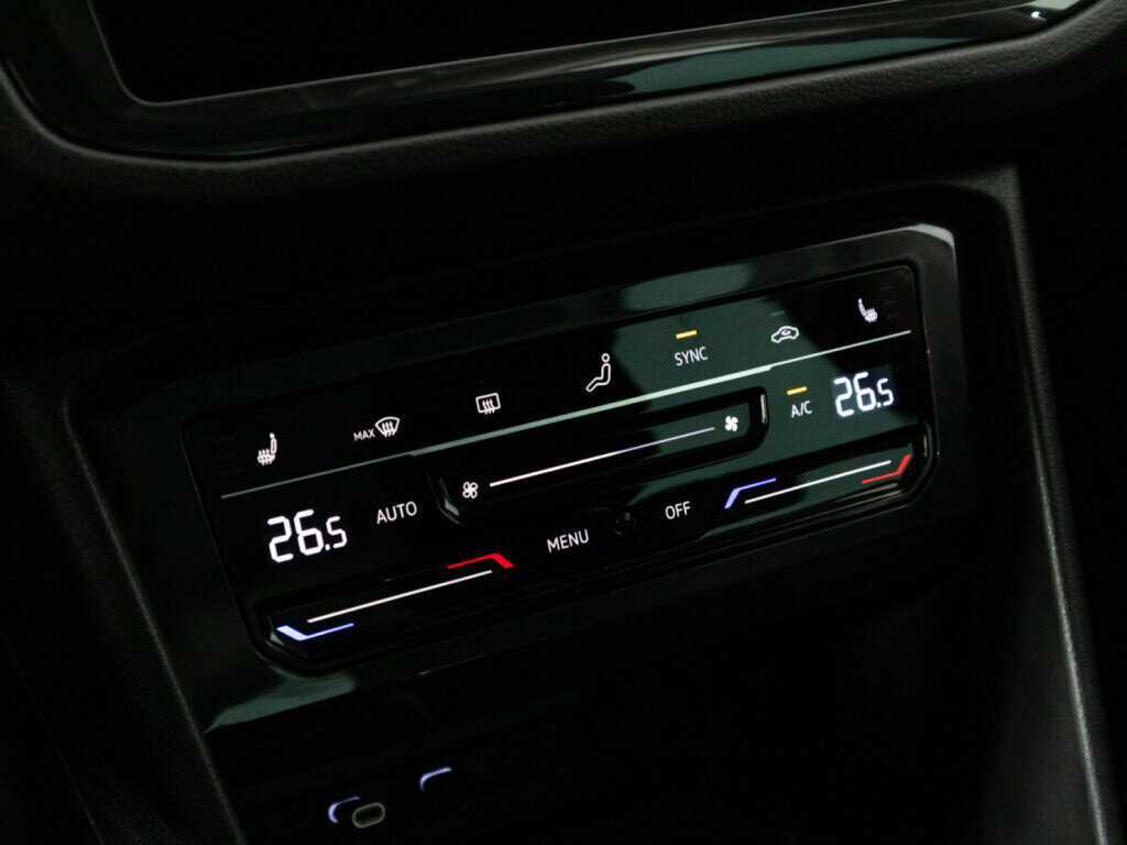 Купить Volkswagen Tiguan, 2021, 128 792 км, фото №18