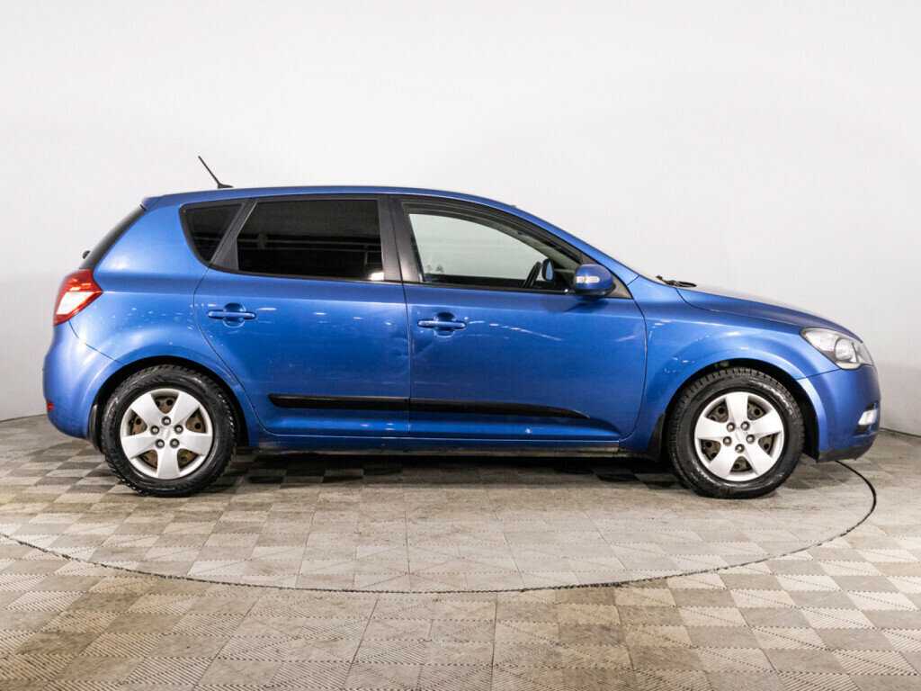Купить Kia Ceed, 2010, 160 957 км, фото №4