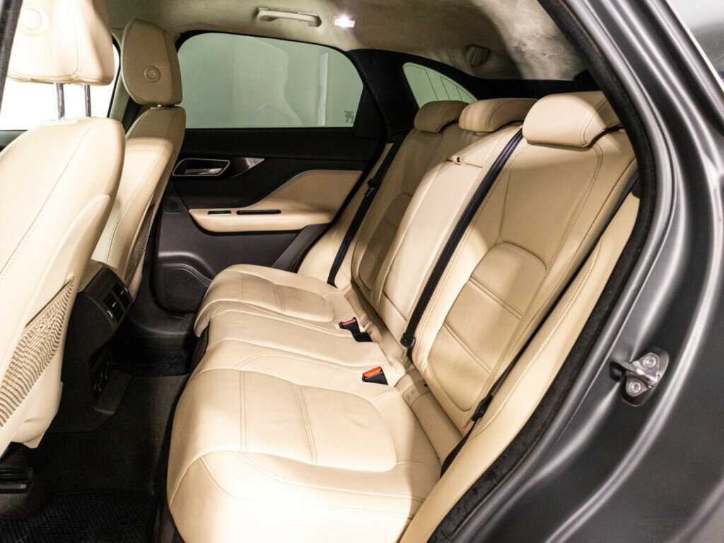 Купить Jaguar F-Pace, 2018, 76 223 км, фото №10