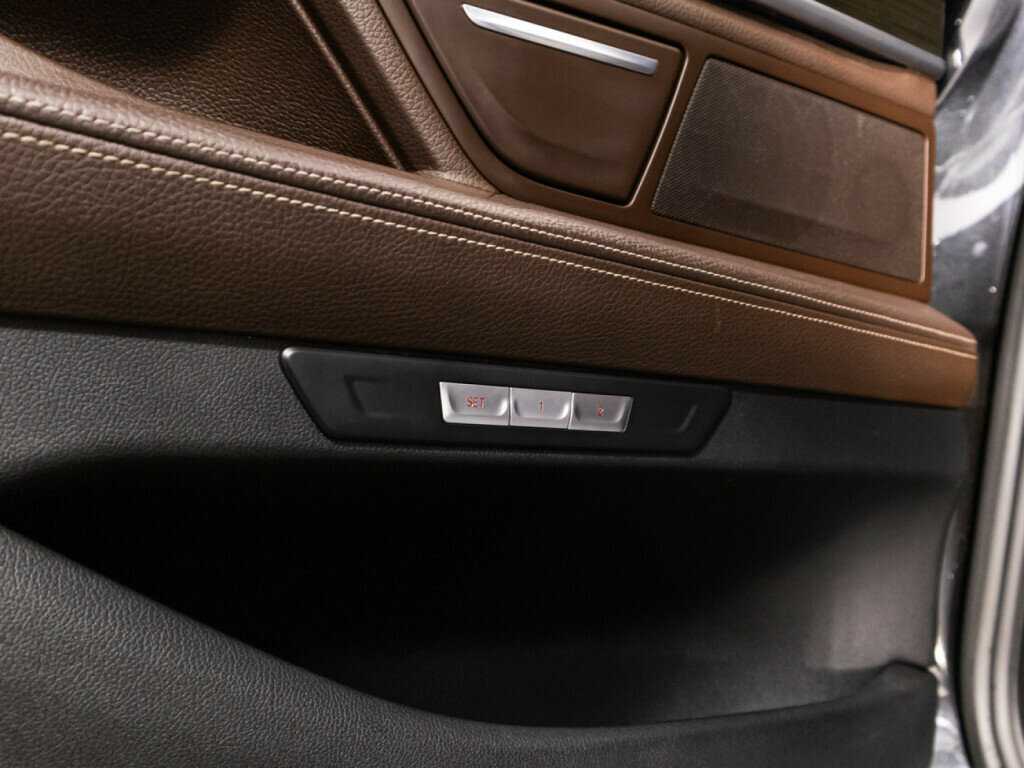 Купить BMW 7 серии Long 730Ld xDrive, 2016, 209 470 км, фото №24