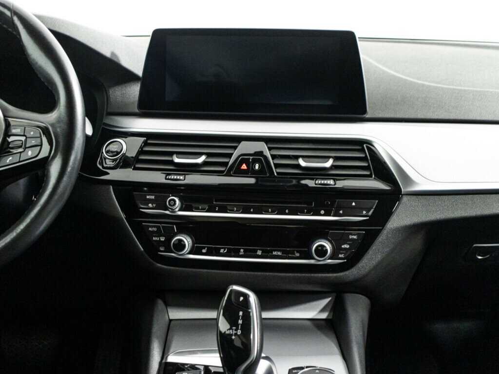 Купить BMW 5 серии 520d xDrive, 2018, 224 955 км, фото №14