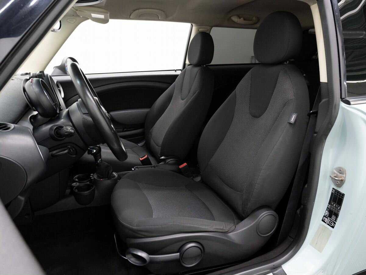 Купить Mini Hatch One, 2011, 210 805 км, фото №9