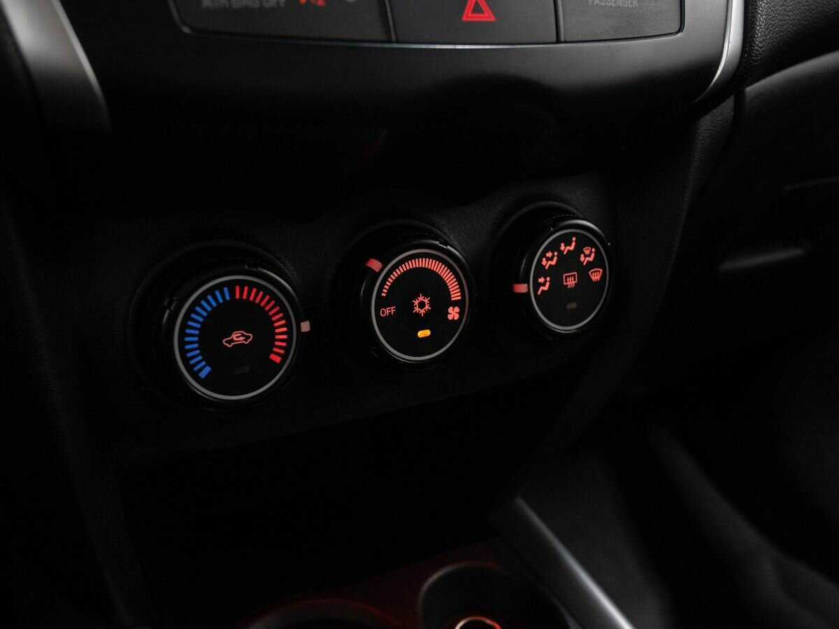 Купить Mitsubishi ASX, 2010, 305 000 км, фото №16