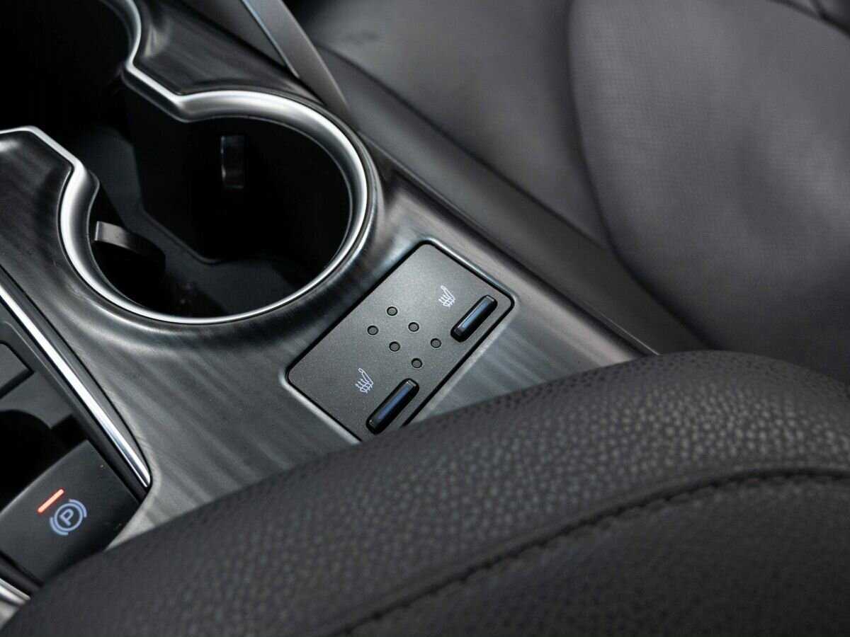 Купить Toyota Camry, 2021, 60 200 км, фото №25