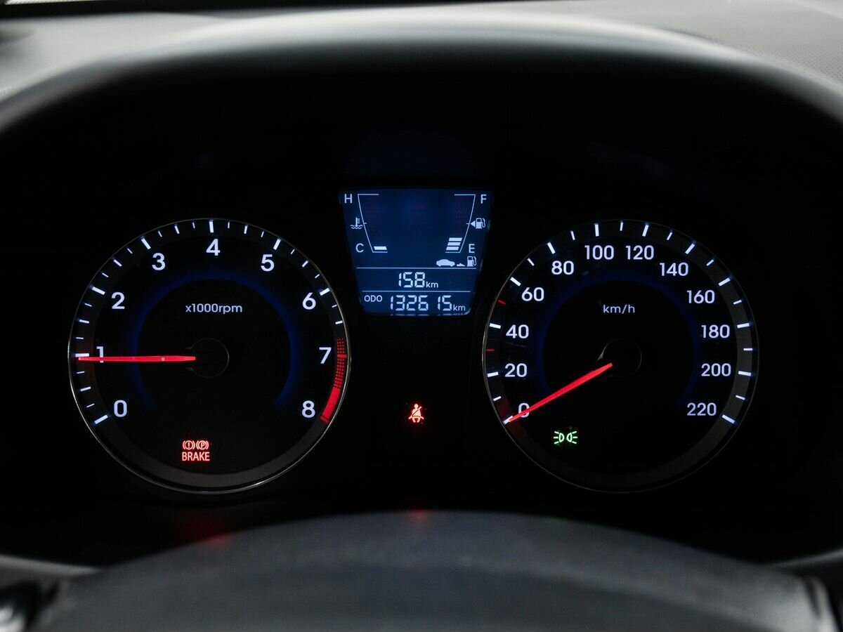 Купить Hyundai Solaris, 2011, 132 445 км, фото №20