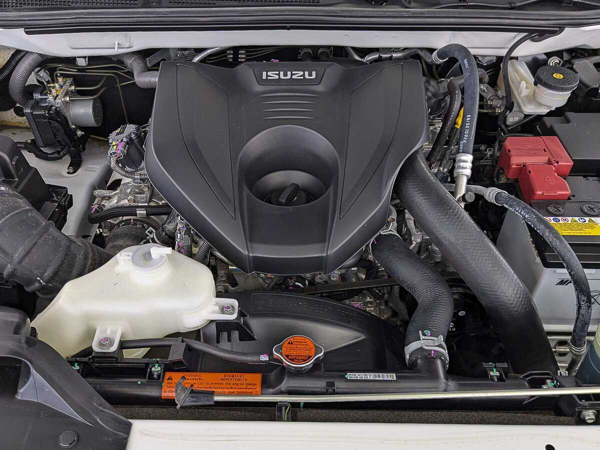 Купить Isuzu MU-X, 2021, 29 828 км, фото №9