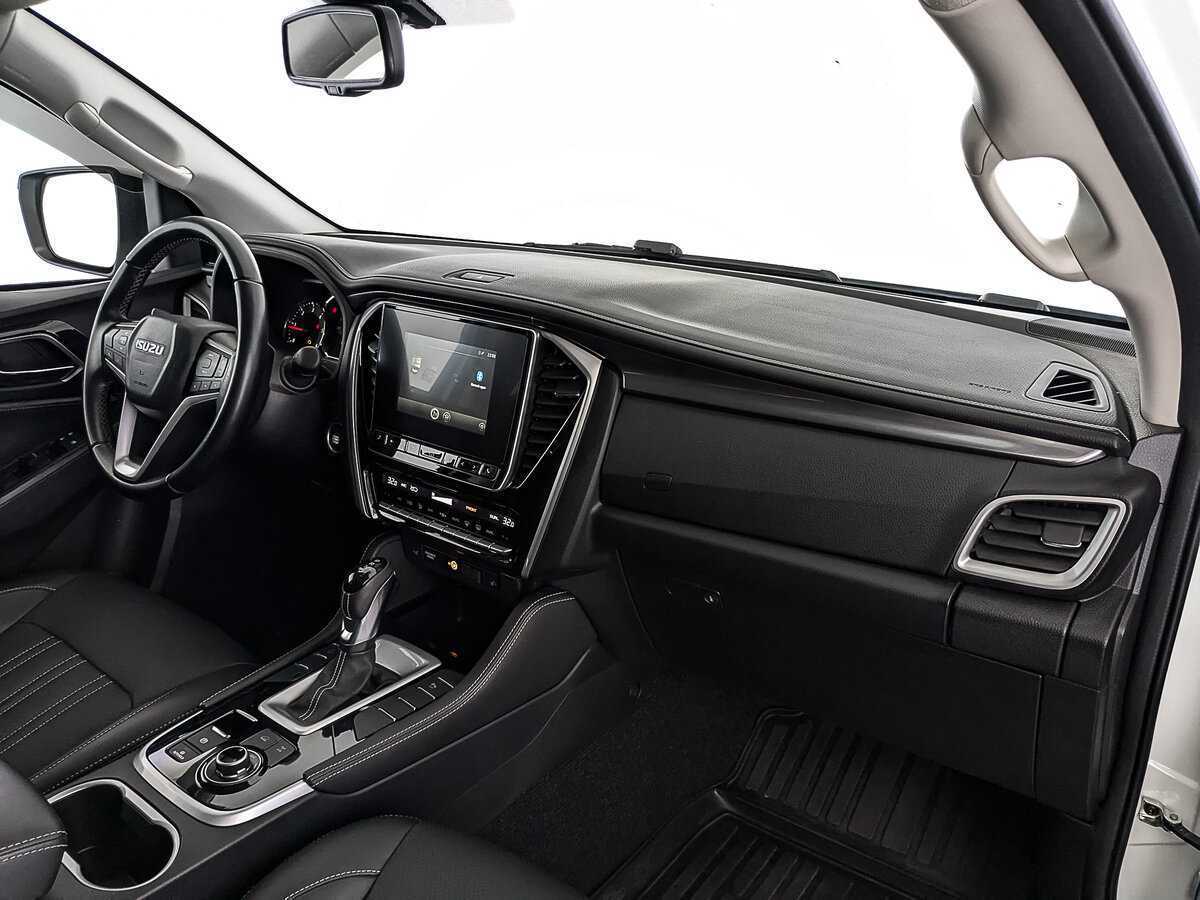 Купить Isuzu MU-X, 2021, 29 828 км, фото №13