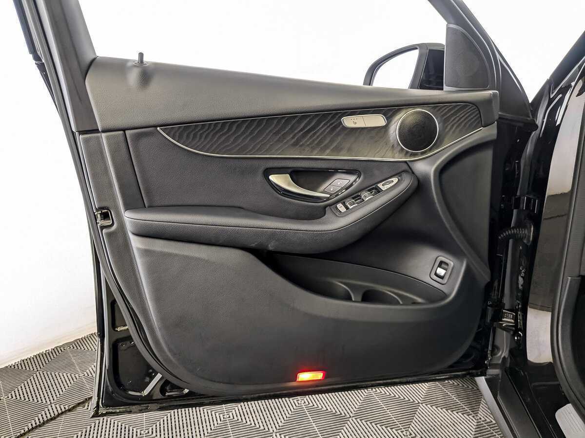 Купить Mercedes-Benz GLC 200, 2019, 104 056 км, фото №19
