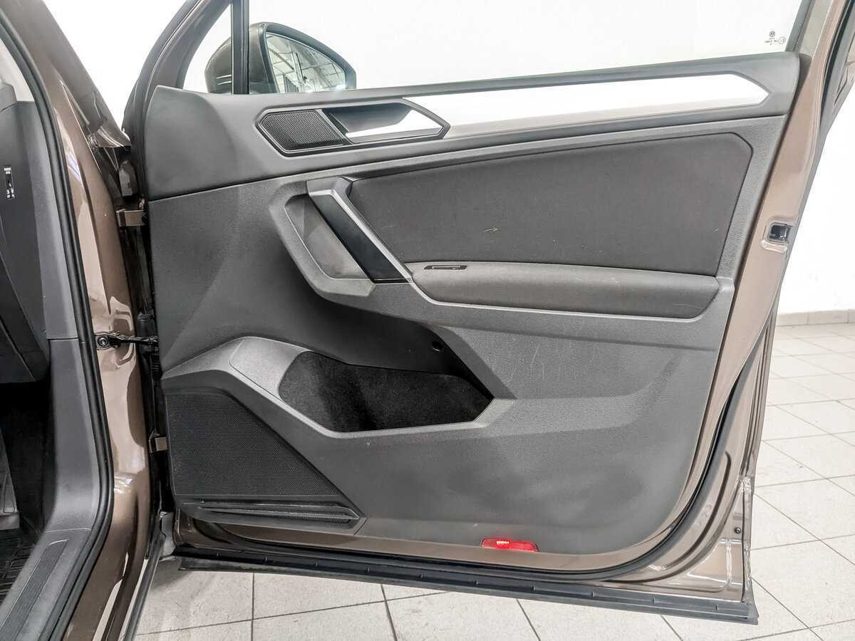 Купить Volkswagen Tiguan, 2019, 93 621 км, фото №24