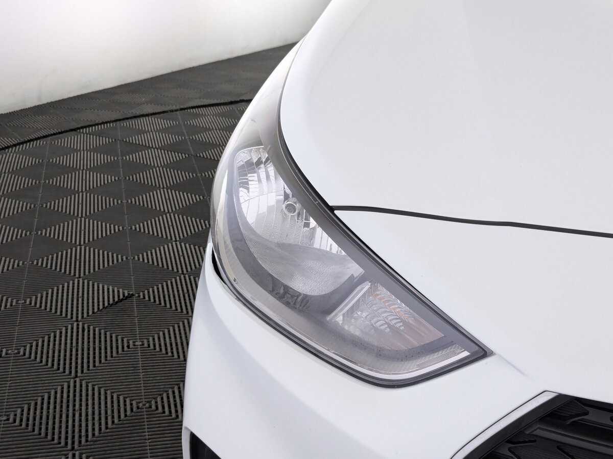 Купить Hyundai Solaris, 2018, 128 050 км, фото №16