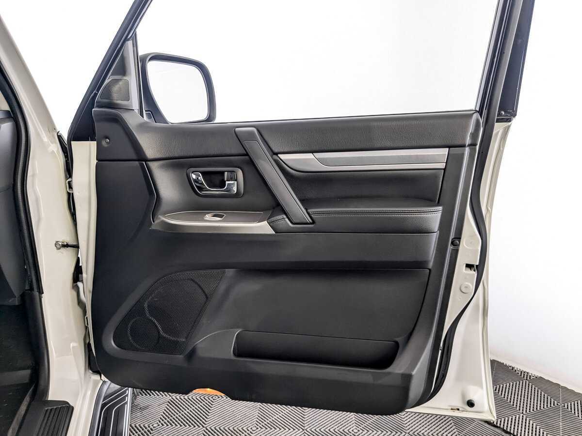 Купить Mitsubishi Pajero, 2019, 156 021 км, фото №25