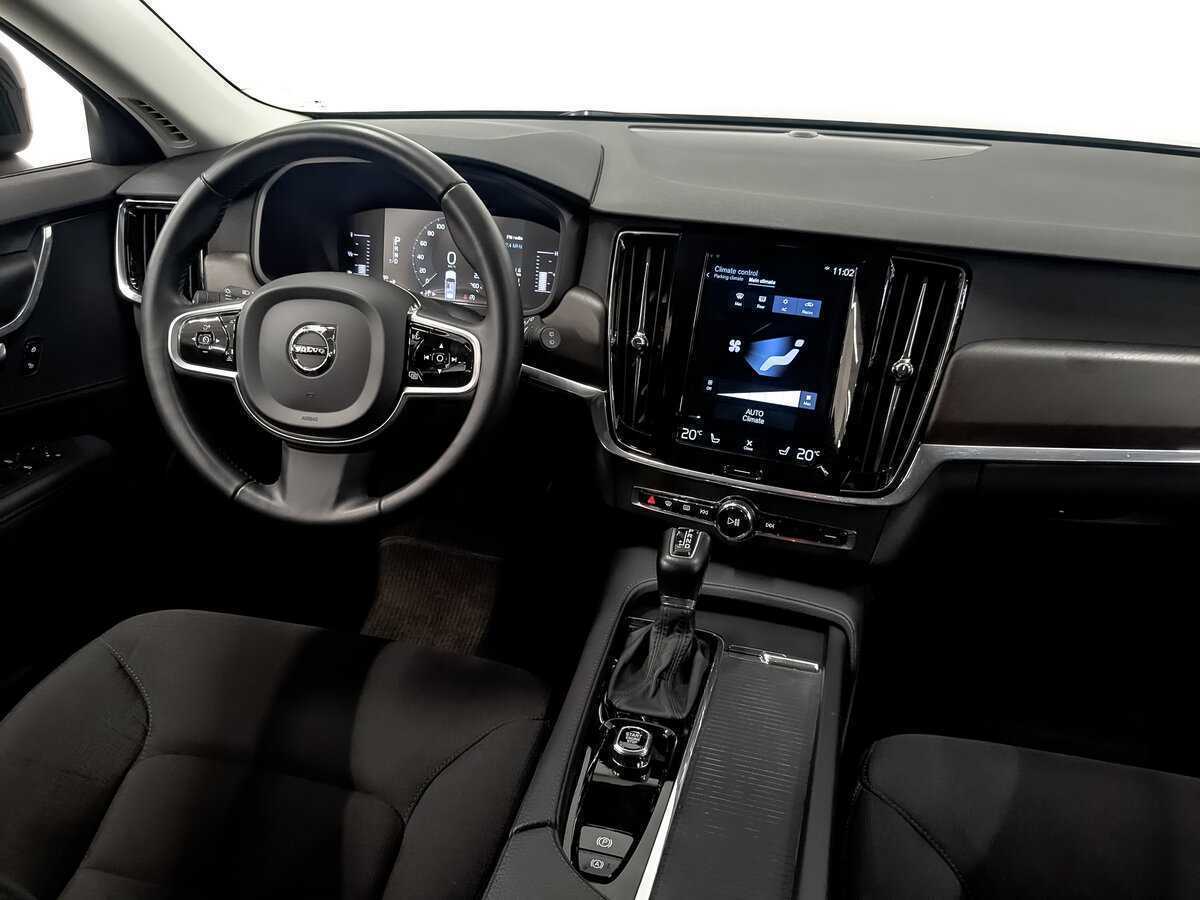 Купить Volvo V90 Cross Country, 2019, 48 092 км, фото №25
