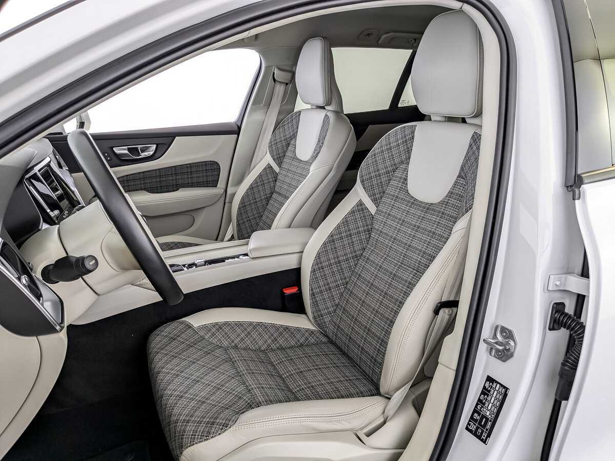 Купить Volvo V60 Cross Country, 2021, 49 372 км, фото №20
